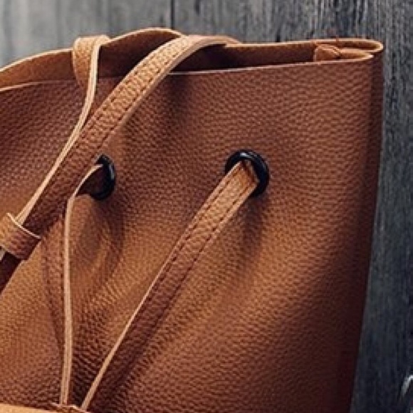 Camel Vegan Leather Tote Bag Wallet Set - Picture 5 of 7